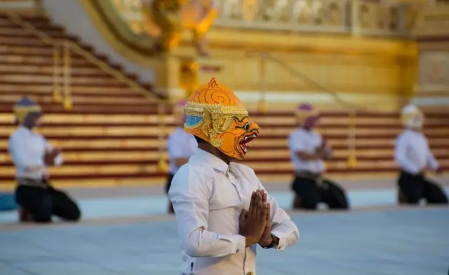 thái