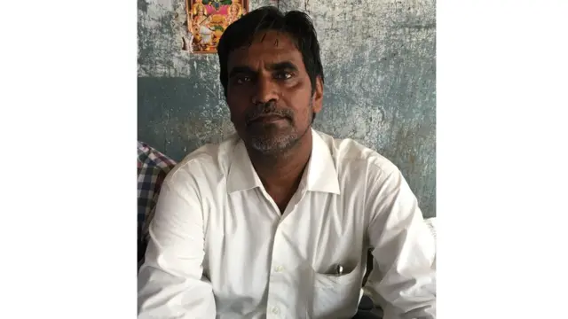 जिथे फेरीवाल्यांचा लोकांना त्रास नाही तिथं त्यांना बसू द्यावं, असं दिनेश श्रीवास्तव यांना वाटतं.