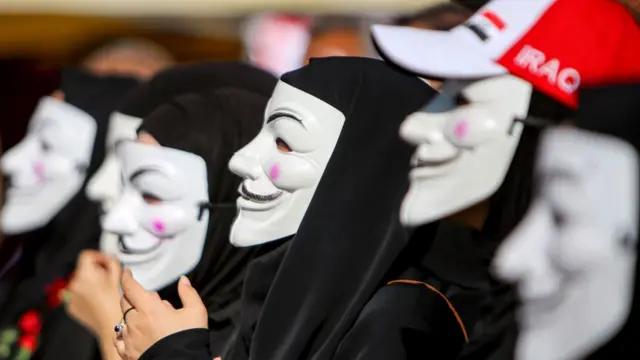 متظاهرون في العراق