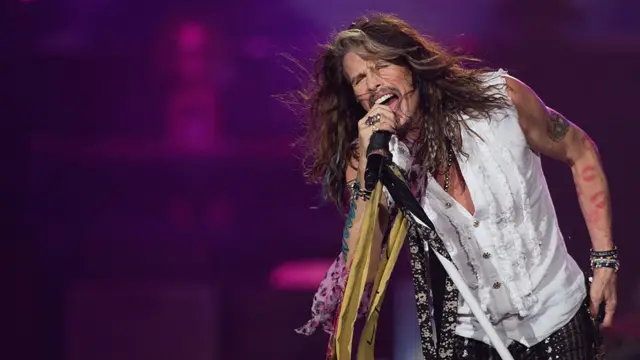 Steven Tyler en concierto