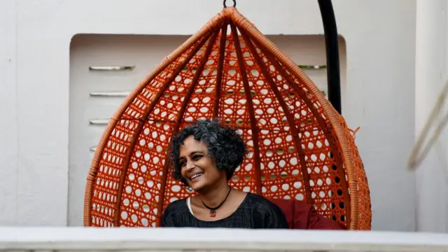 अरुंधति रॉय