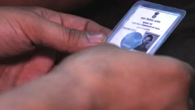 ఓటర్ ఐడీ కార్డు, ఎన్నికలు, ట్రాన్స్‌జెండర్లు