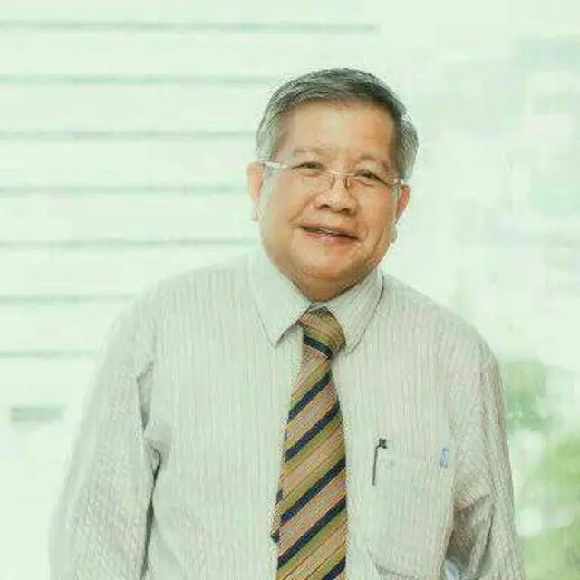 ศ.ดร.ไชยวัฒน์ ค้ำชู