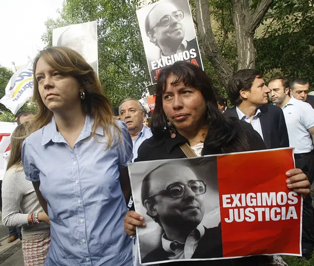 Imagen de Jaime Guzmán en un cartel.