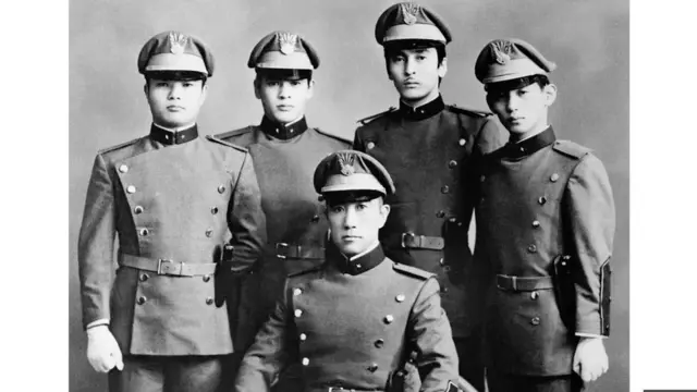 التقطت هذه الصورة لميشيما قبل أيام قليلة من وفاته