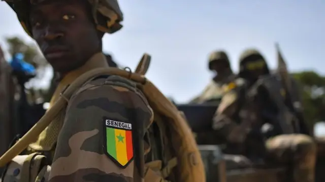 Senegal soldier for Gambia