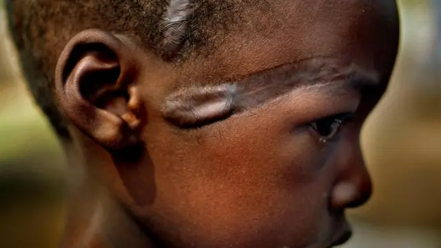 Дитина народності хуту