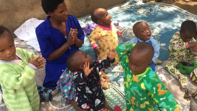 Kituo cha malezi ya watoto wachanga wanaotelekezwa cha Petite Barriere kina watoto zaidi ya 20