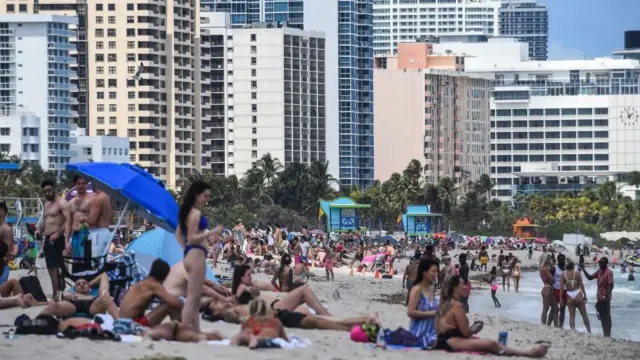 Bañistas en Miami Beach