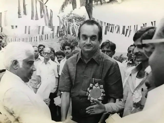 మాజీ మంత్రి నల్లపరెడ్డి శ్రీనివాసుల రెడ్డి