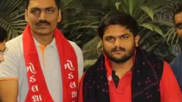 અલ્પેશ કથીરિયા અને હાર્દિક પટેલ