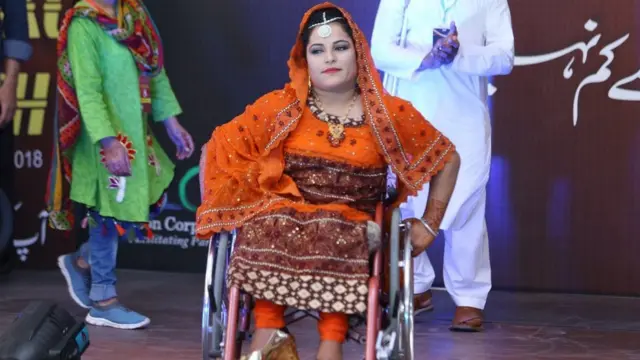 پېښور کې د معلولينو نندارتون