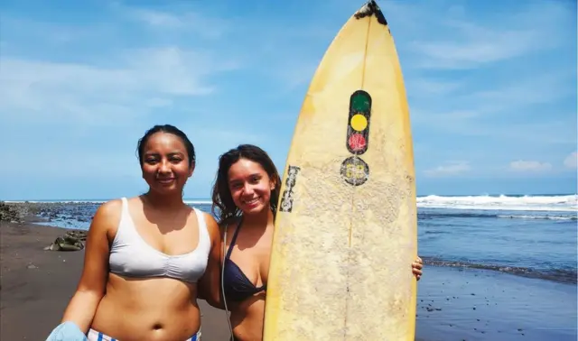 Denisse Cárcamo y Lourdes Massín