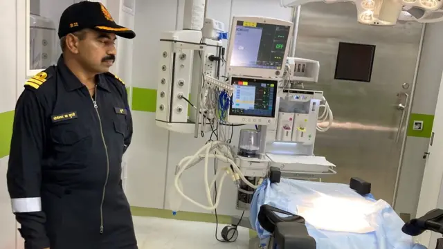 印度本土制造的航母内部