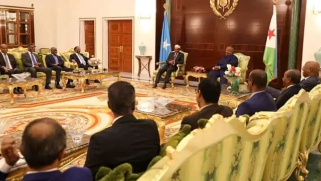 Dadka wax falanqeeya waxay qabaan in ay fiicnayd in la sheego wixii ay labada hogaamiye ka wada hadleen