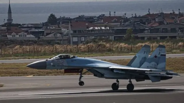 مسؤولون مصريون يقولون إنه من حق القاهرة "اختيار الأسلحة وفقا لما يتناسب مع أجندتها الخاصة"