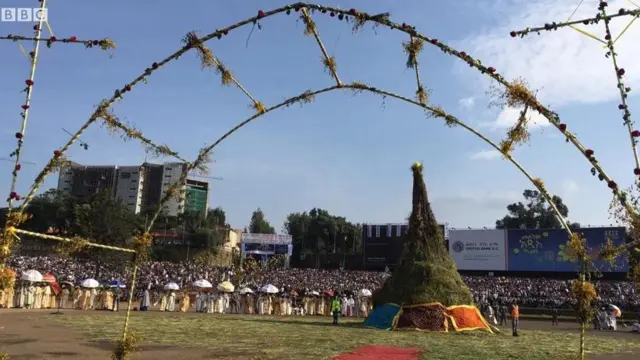 ኣብ ድሮ በዓል መስቀል ዝነድድ ዳሜራ፡ ኣዲስ ኣበባ