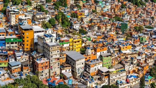 झुग्गी, टॉयलेट