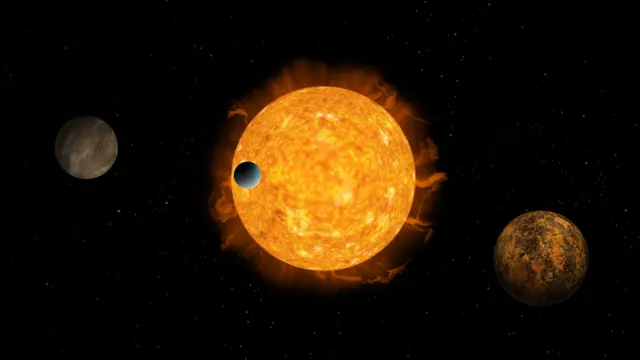 تصویر تخیلی از یک منظومه