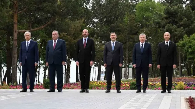 Cho#lponotadagi uchrashuv