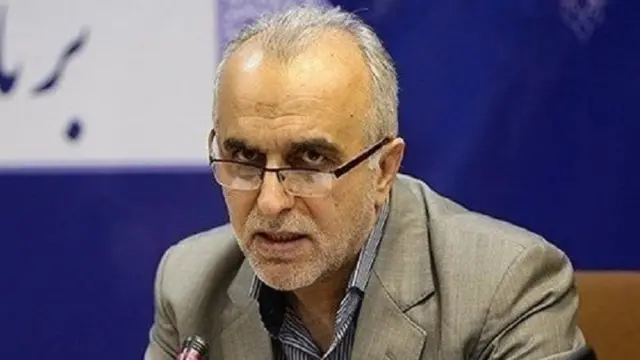 فرهاد دژپسند اخیرا به عنوان وزیر اقنصاد از مجلس رای اعتماد گرفته است