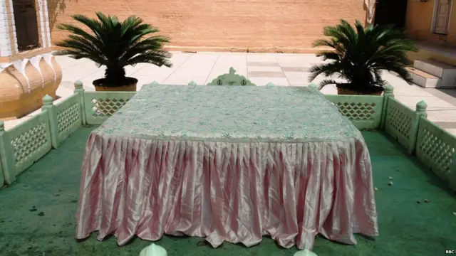 ਗੁਰਦੁਆਰਾ ਦਰਬਾਰ ਸਾਹਿਬ ਕਰਤਾਰਪੁਰ, ਪਾਕਿਸਤਾਨ