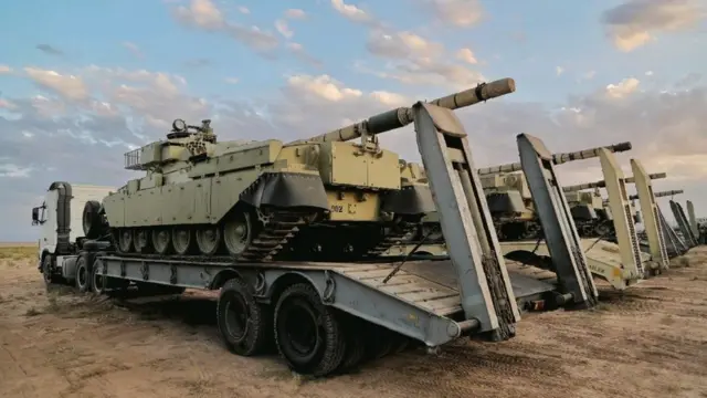 İranın Azərbaycan və Ermənistanla sərhədində təlim