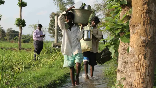 கொத்தடிமையாக பதின்பருவத்தை தொலைத்த இளைஞனின் கதை