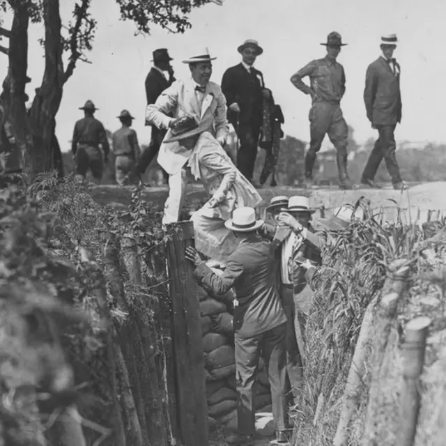 Periodistas en las trincheras