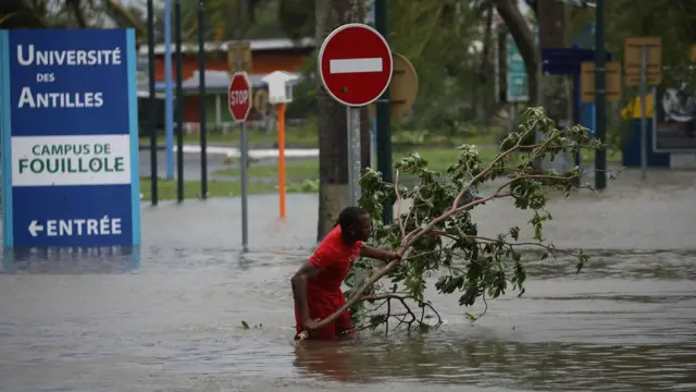 Ураган Мария