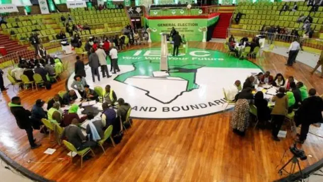 Tume hiyo ya IEBC imebadilisha orodha na hadhi ya watu wanaoruhusiwa kuingia kwenye kituo