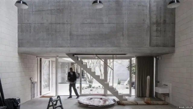 यूके बिल्डिंग