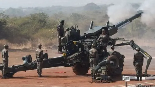 તોપ અને સૈનિક