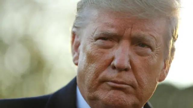Liệu ông Trump có ký hai dự luật này thành luật?