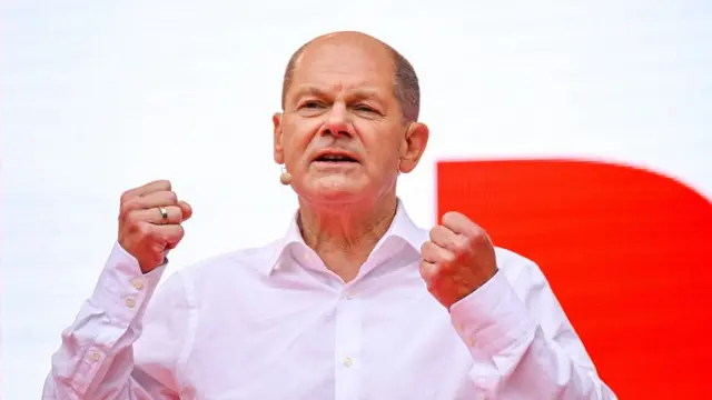 Олаф Шольц на предвыборном митинге