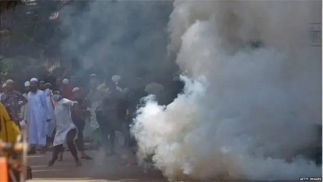 ढाका में हिंसा