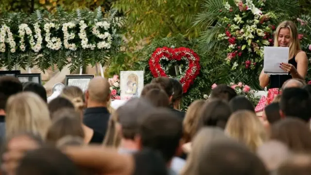 Un funeral de la familia LeBarón