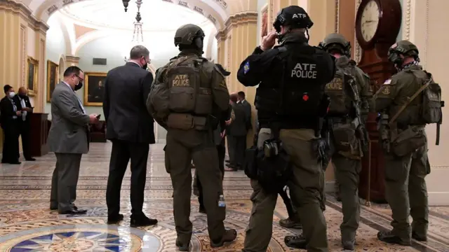 Полиция в Капитолии