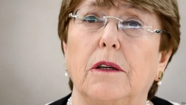 මහකොමසාරිස් මිෂෙල් බැශලේ