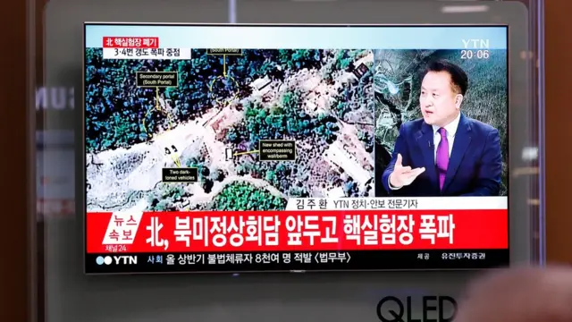 التلفزيون الرسمي بث صور التفجيرات