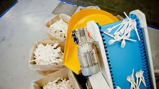 larangan plastik, jakarta, psbb, covid-19