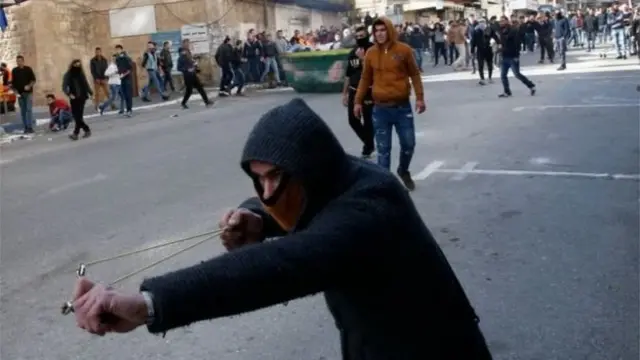 جانب من المواجهات