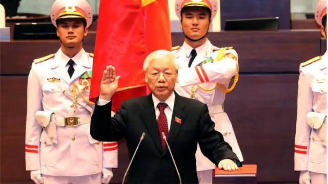 Tổng Bí thư Nguyễn Phú Trọng tuyên thệ nhậm chức Chủ tịch nước hôm 23/10