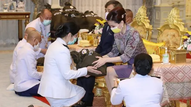 สำนักพระราชวัง