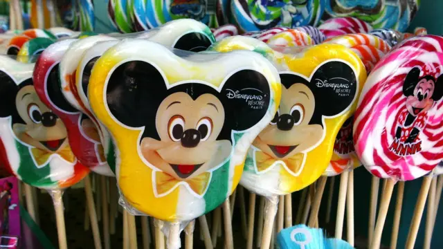 Sabían que los ladrones habían ido a Disneylandia de París.