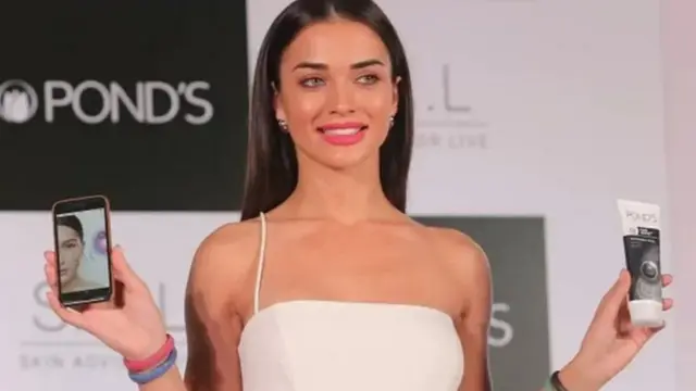 स्किनकेयर ब्रँड