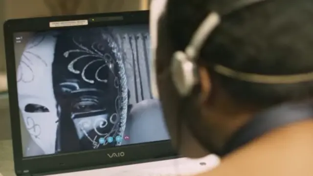 இணைய பாலியல் வாழ்க்கை பற்றி பேசும் லென்ஸ் படத்தின் டீசர் காட்சி