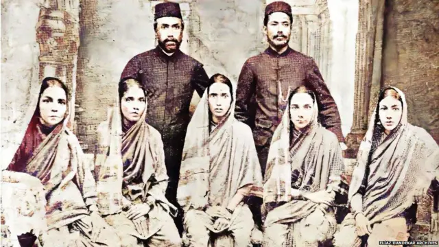 वारघरकर बंधू भगिनी