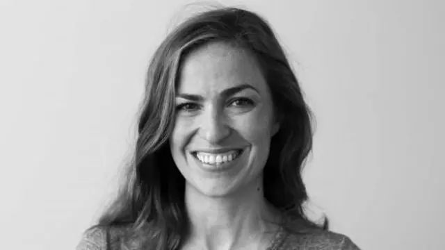 लीसा ब्रेनन जॉब्स