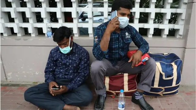 প্রবাসী শ্রমিক